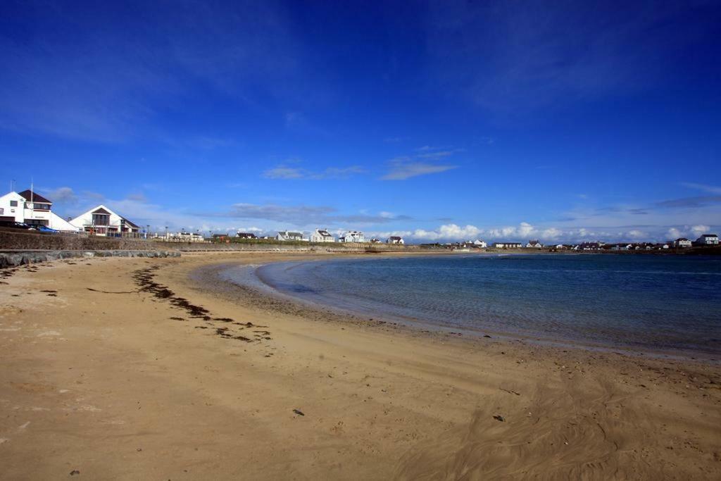 Cae Glas Apartments Holyhead Exterior photo